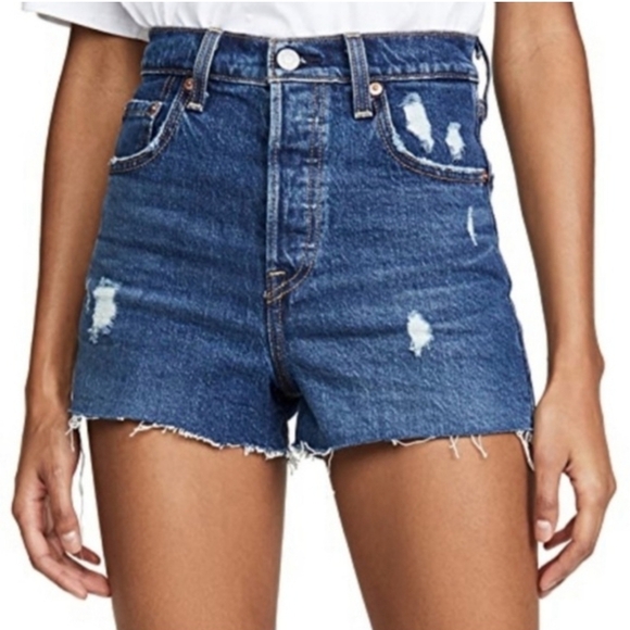 Levi's Medium Wash Distressed Raw Hem Stretchy Ribcage Denim Shorts Size 32 - Picture 1 of 10